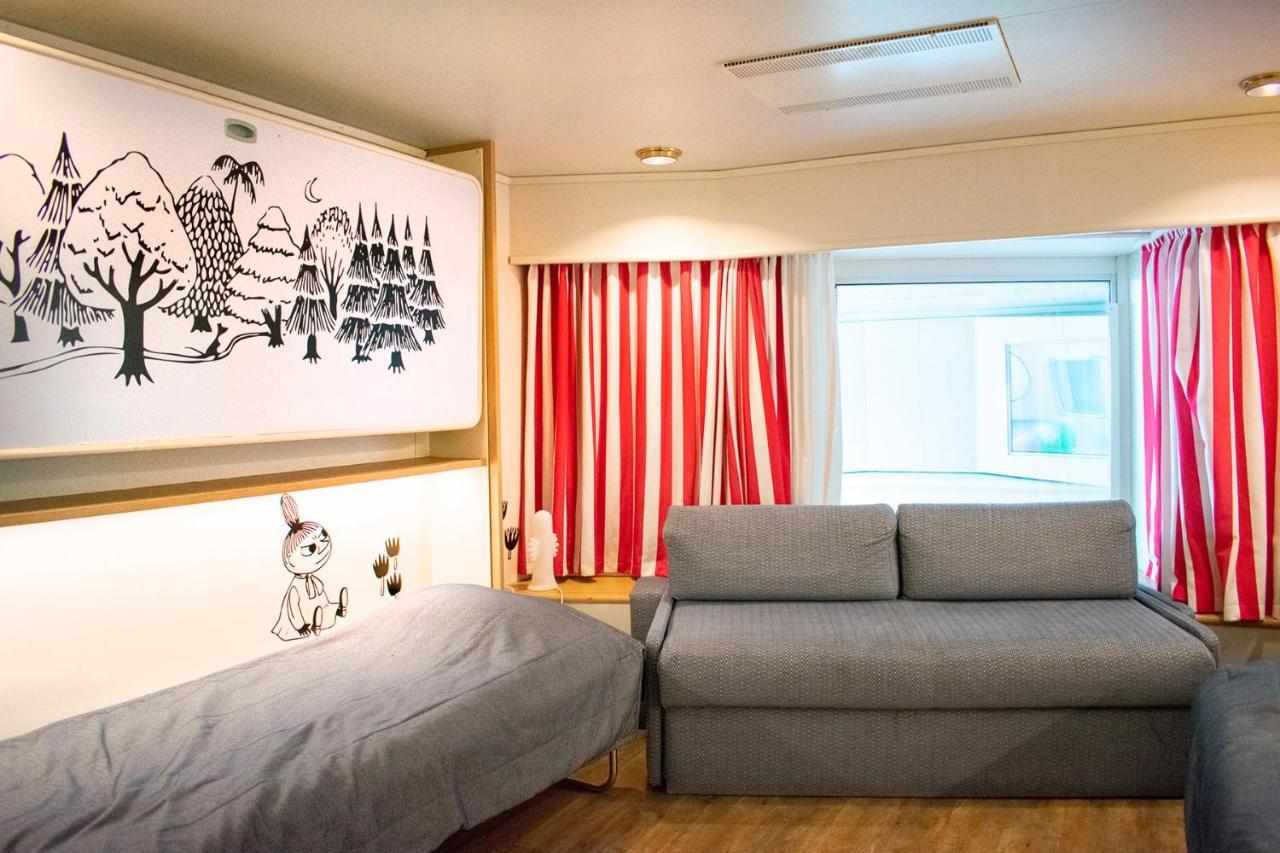  Tallink Silja Line Ferry - To Stockholm Helsingfors