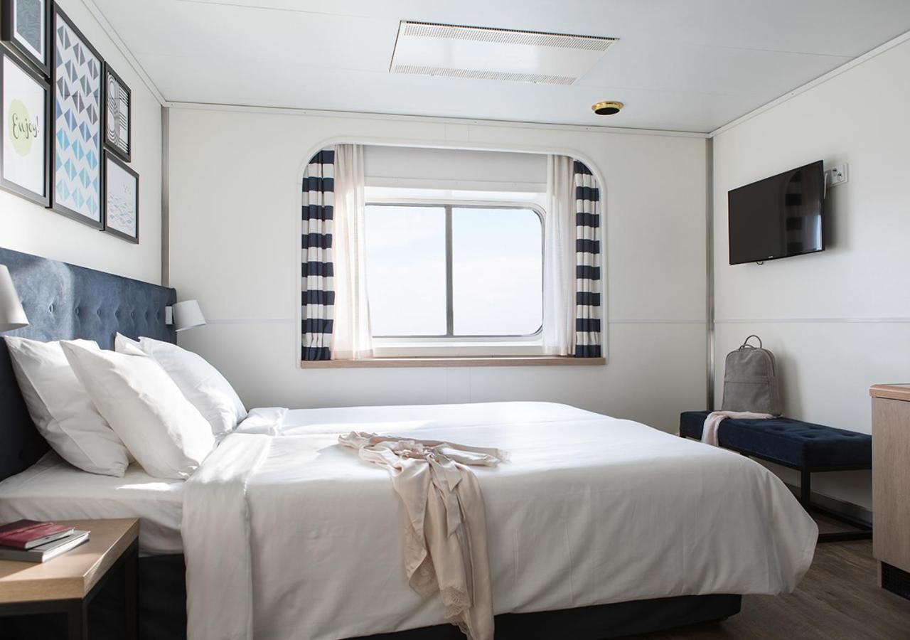 Tallink Silja Line Ferry - To Stockholm  Helsingfors